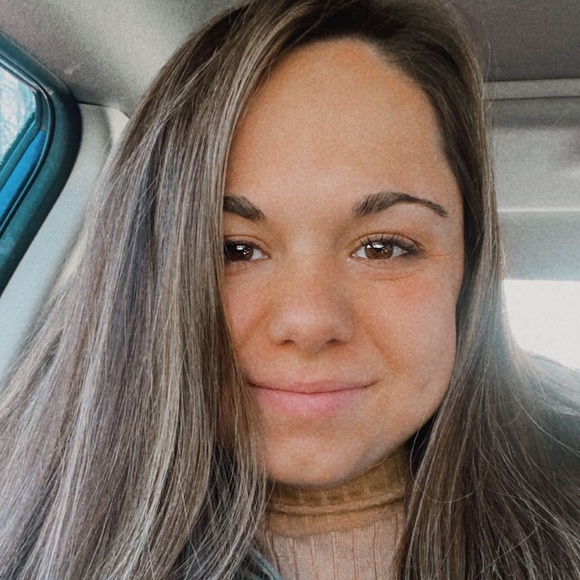 MEET YOUR POSHER ❤️❤️❤️ - Picture 1 of 2